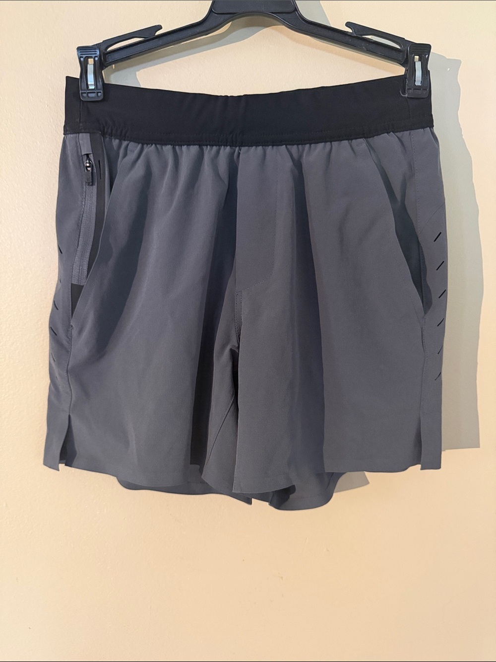 Ten Thousand shorts